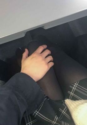 黄蓉在青楼被四个龟奴调教_超清免费观看