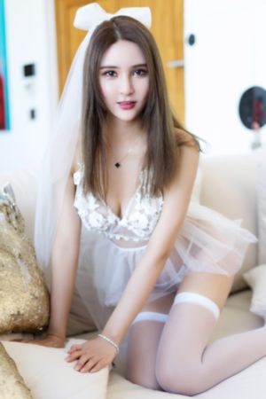婷婷欧美一区二区久久_720完整在线观看