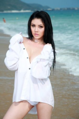 亚洲爆乳在线_BD国语在线观看高清