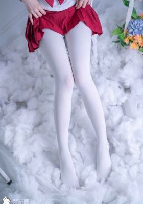 美女久久一区_视频全集